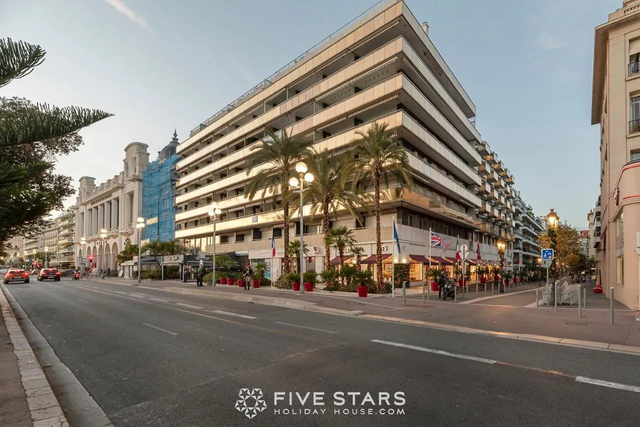 Studio Massenet Five Stars Holiday House Νίκαια 0*,
