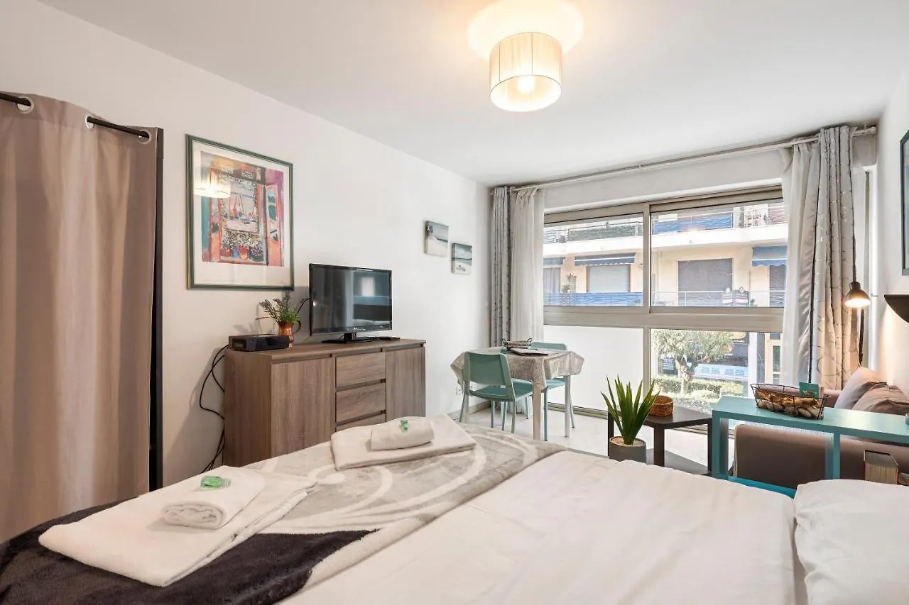 Appartement Studio Massenet Five Stars Holiday House Nice